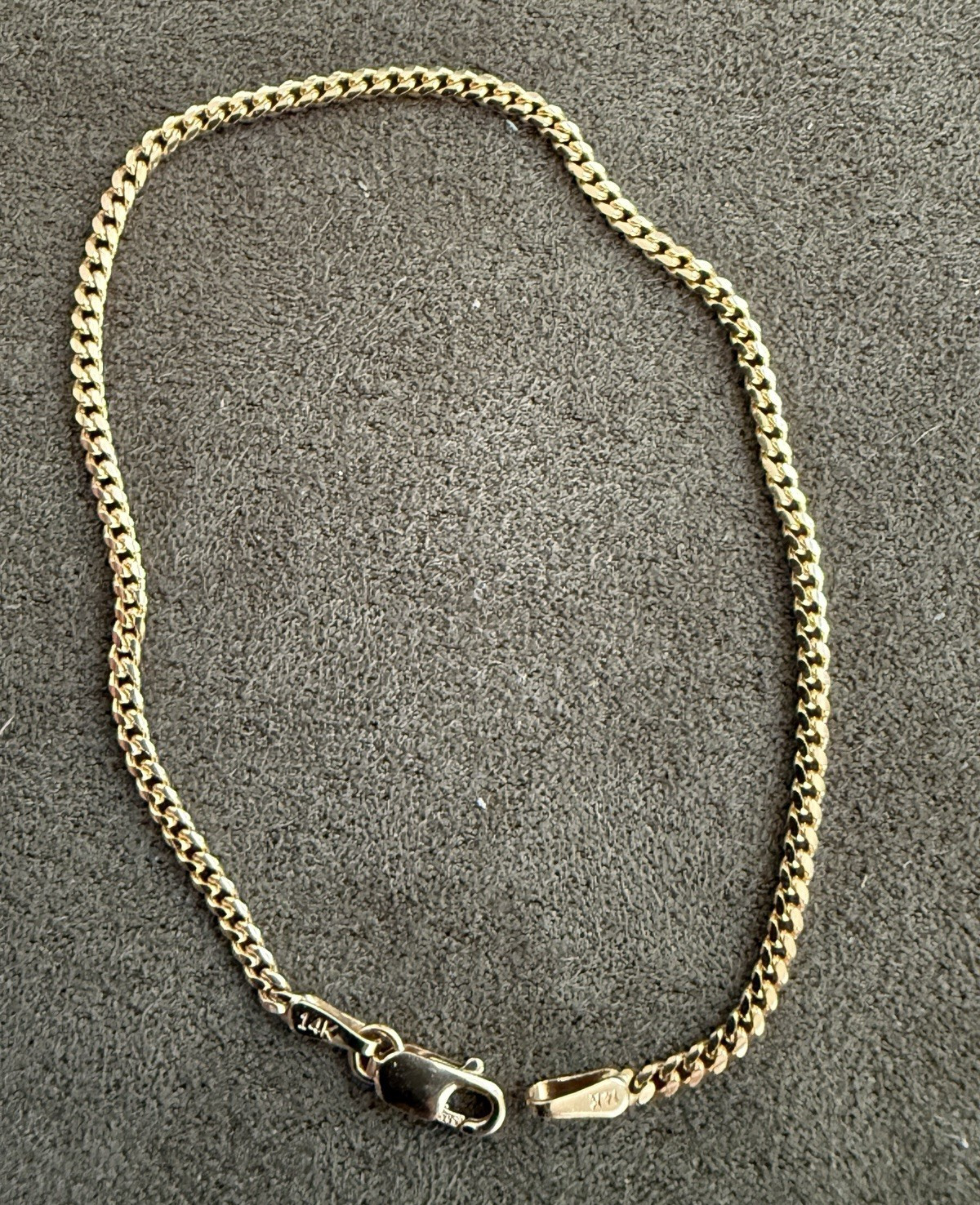 14K Yellow Gold Curb Link Chain Bracelet Lobster Clasp 7 inch No Stone