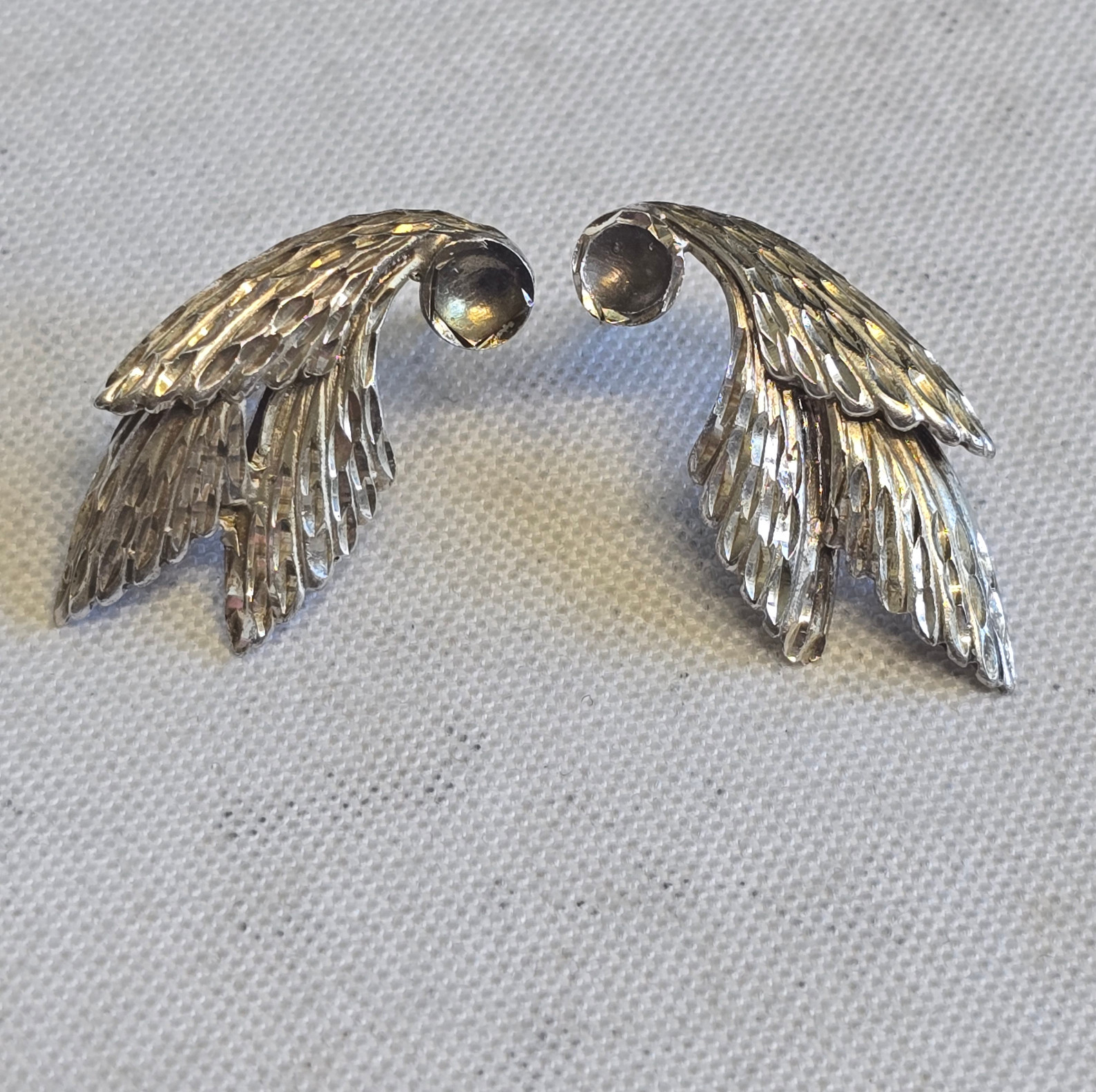 Sterling Silver Earrings 5.47g Fine Jewelry Figural Wings No Backs Studs