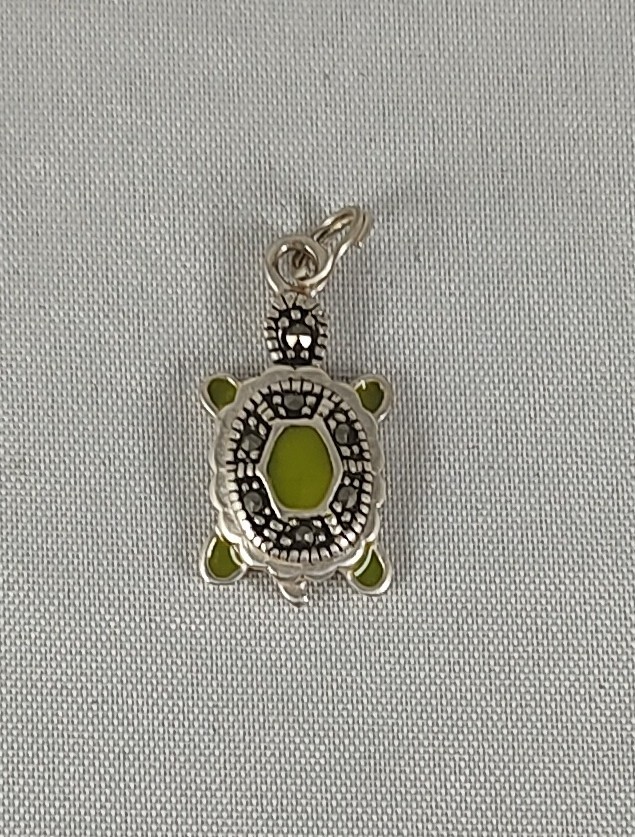 SU Sterling Silver Turtle Marcasite Charm Excellent Condition