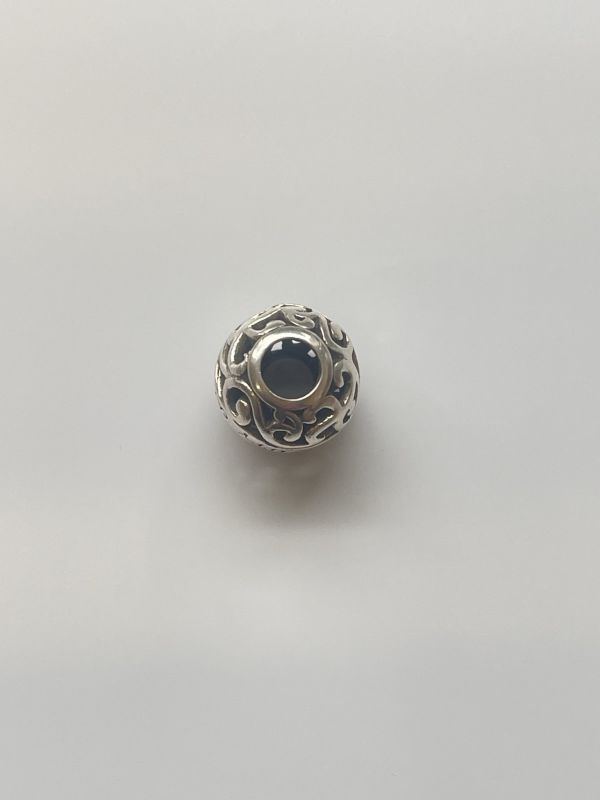 Chamilia Charm Happy Anniversary Open. Sterling Silver 925. Genuine